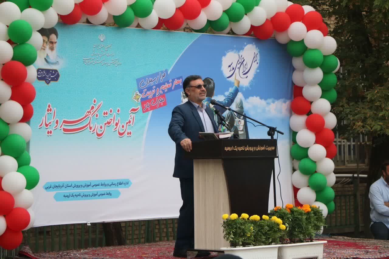 آذربایجان غربی از نظر شاخص فضاهای آموزشی وضعیت مناسبی
ندارد