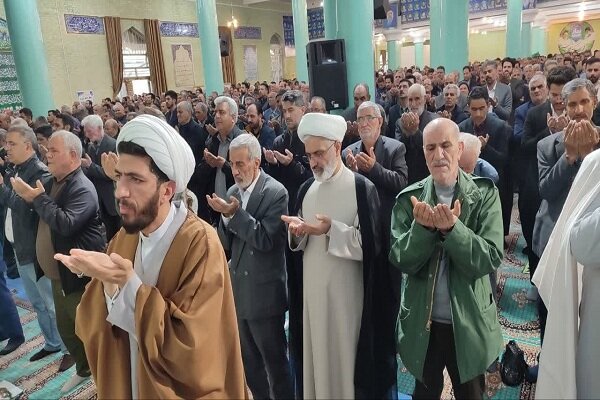 آذربایجان غربی به قنوت ایستاد