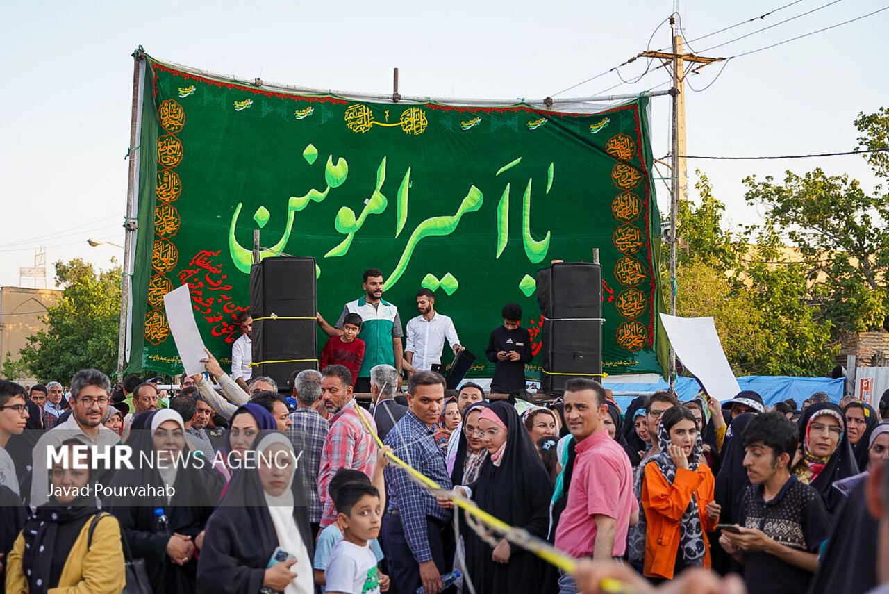 آذربایجان غربی در عید غدیر غرق شور و شادی بود