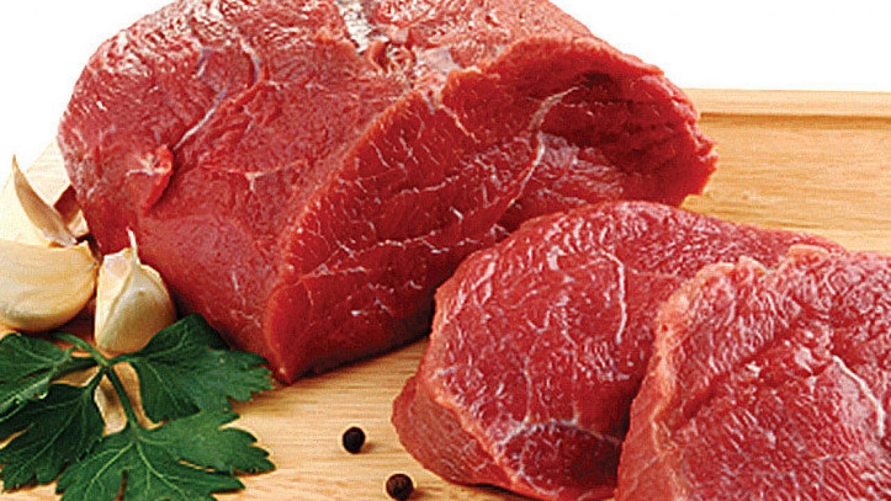 آذربایجانغربی قطب تولید گوشت؛ ارسال۶۳۰ هزار راس دام به سایر استانها
