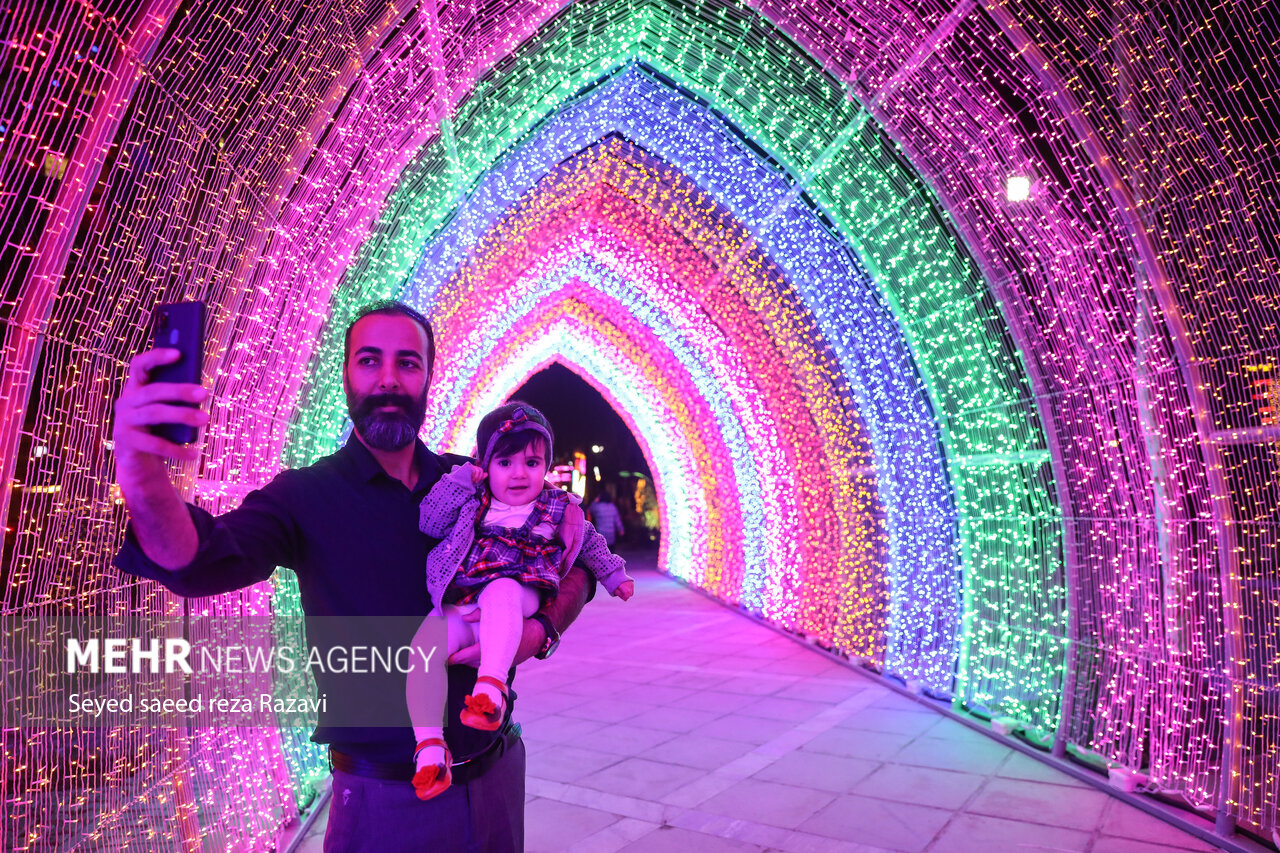 آذین بندی پایتخت به مناسبت نیمه شعبان