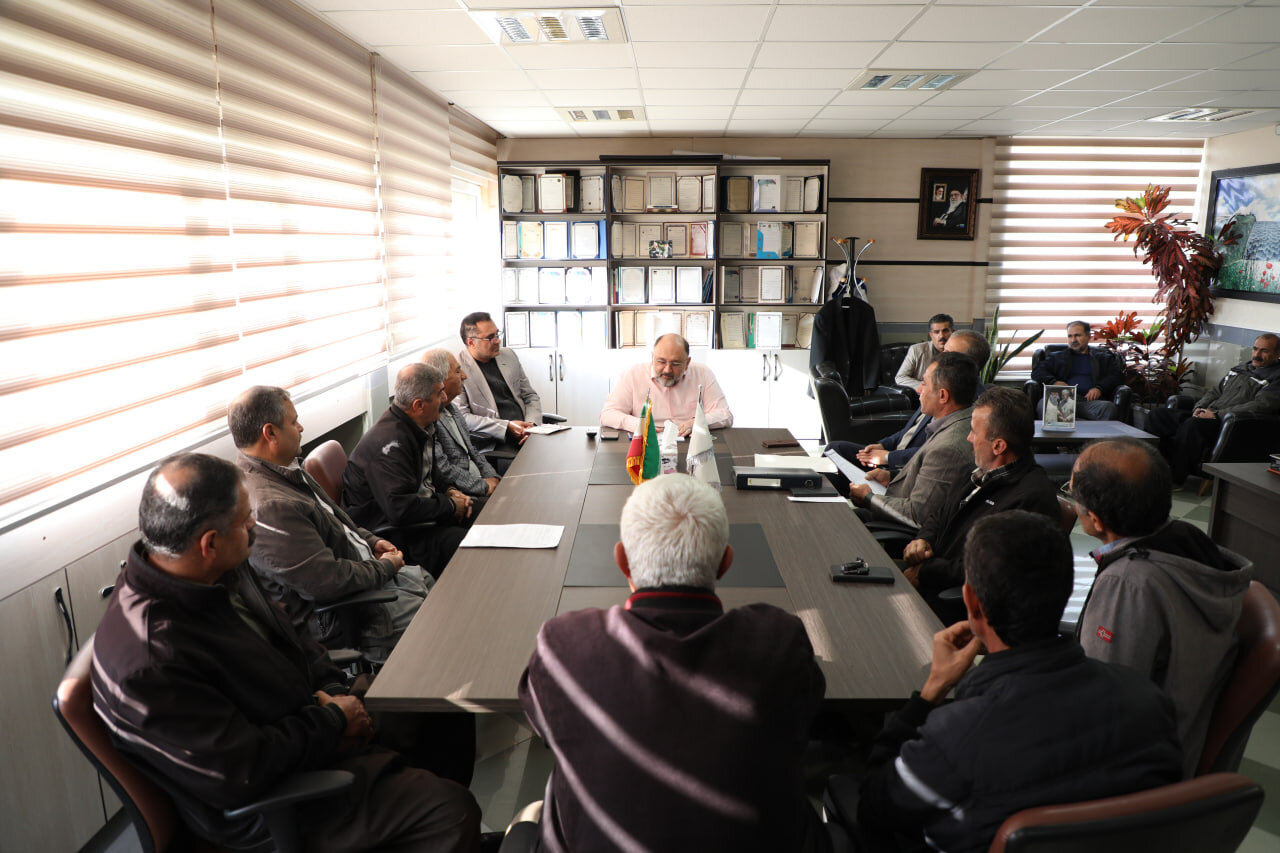 آریانژاد: حفاظت از رودخانهها بدون مشارکت کشاورزان ممکن نیست