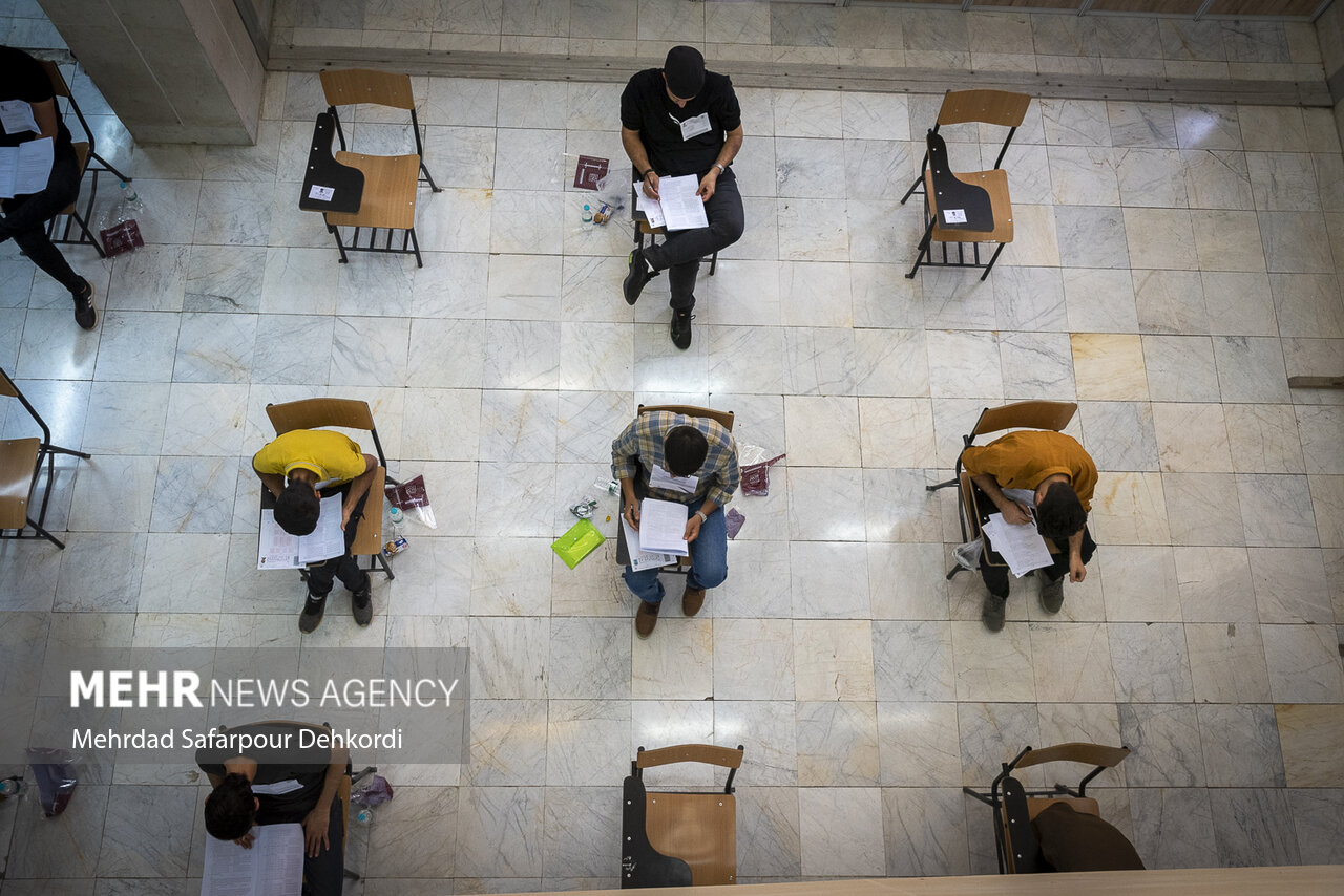 آزمون استخدامی آموزش و پرورش رشته شغلی دبیری و هنرآموزبرگزار شد