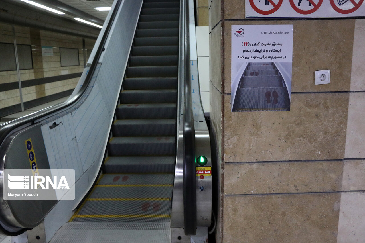 آسانسورها و پلهبرقیهای مترو با استاندارد روز خریداری شد