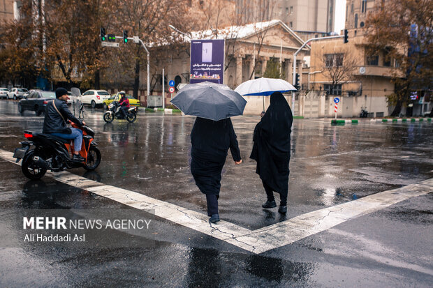 آسمان ایران تا تحویل سال نو بارانی خواهد بود