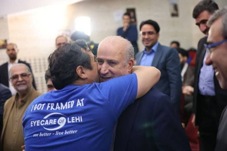 آشتی مهدی تاج و خداداد عزیزی پس از مصاحبه جنجالی