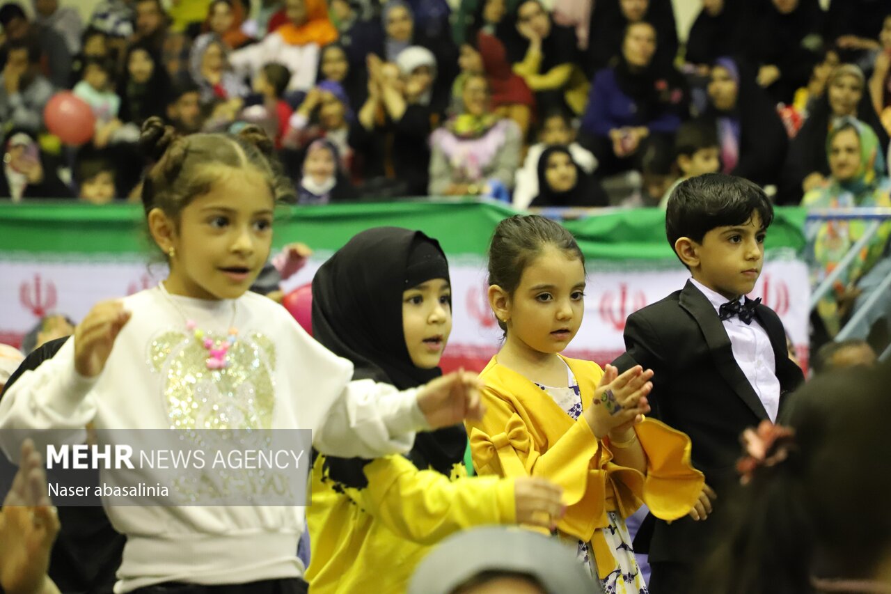 آغاز برنامه‌ها برای برگزاری جشن‌های دهه کرامت درکشور