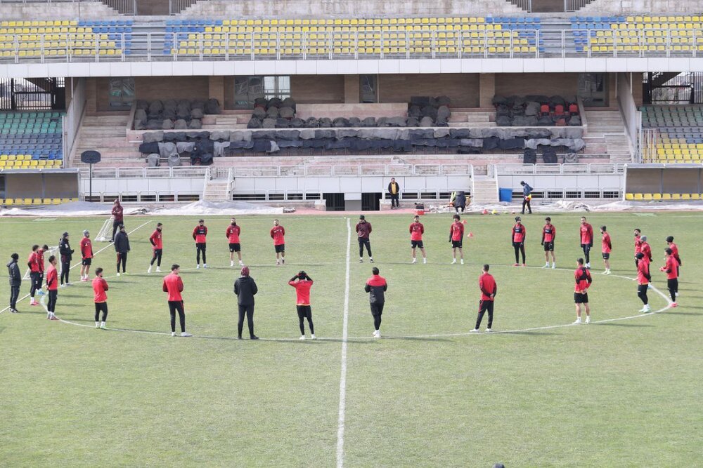 آغاز تمرین پرسپولیس با ادای احترام به ملیپوشان درگذشته درترکیه