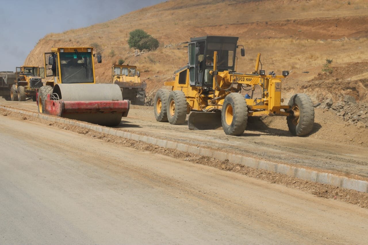 آغاز عملیات اجرای پروژه اتصال شهرک گلبرگ به اسلامآبادسنندج