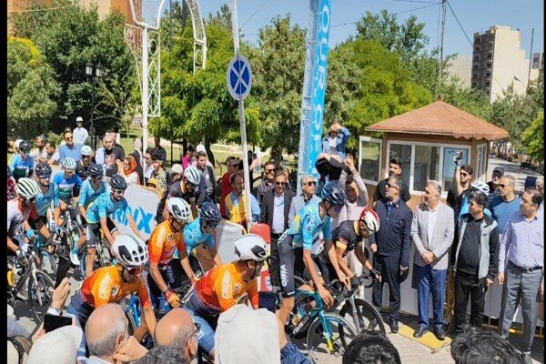 آغاز مرحله چهارم تور بین المللی دوچرخه سواری ایران _ آذربایجان