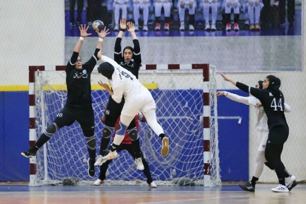 آغاز نیم‌فصل دوم لیگ برتر هندبال بانوان با شهرآورد اصفهان