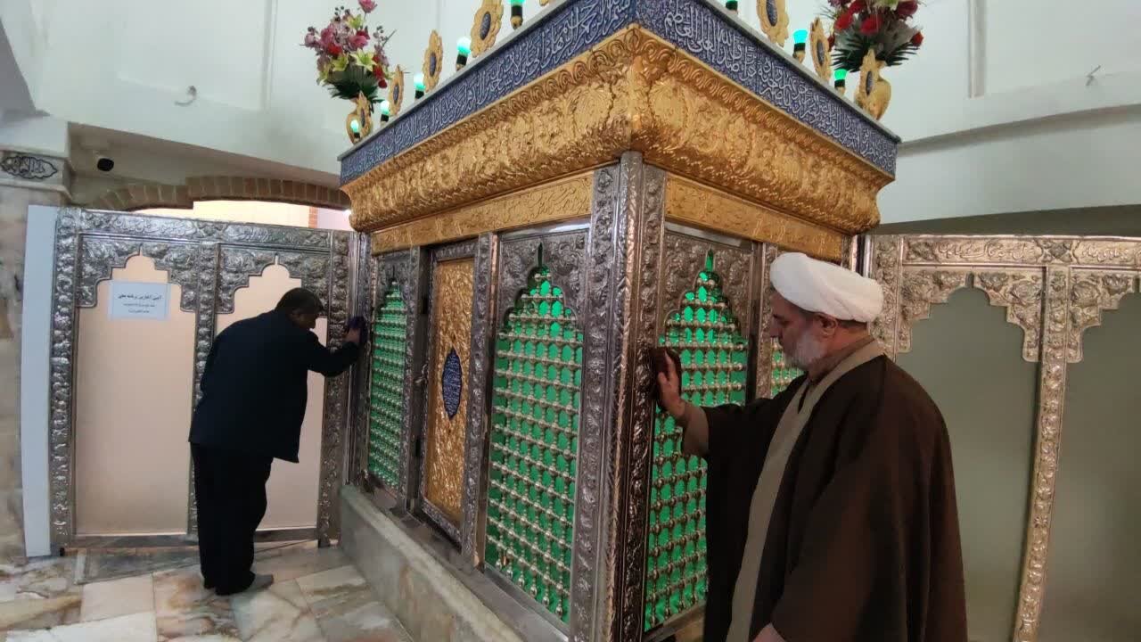 آغاز ویژهبرنامههای دهه کرامت در بقاع متبرکه کردستان