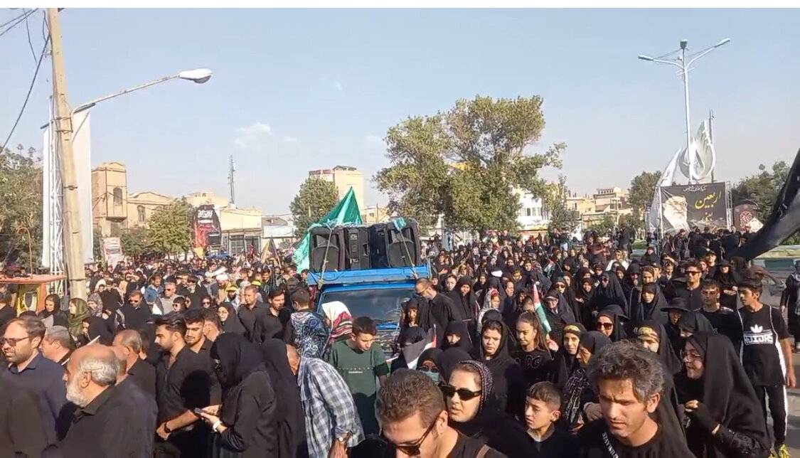 آغاز پیاده روی جاماندگان اربعین در ارومیه/استقبال گسترده
مردم