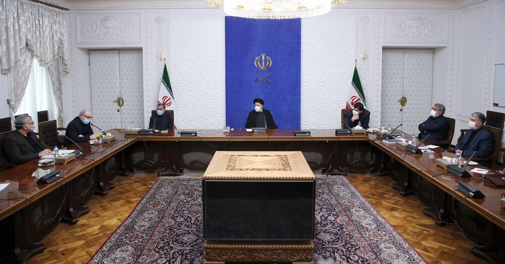 آموزش حضوری مدارس مشروط به تمهید شرایط/ احتمال تمدید محدودیت‌ها