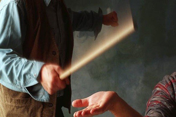 آموزش و پرورش یزد تنبیه دانش آموز کلاس اولی را تکذیب کرد