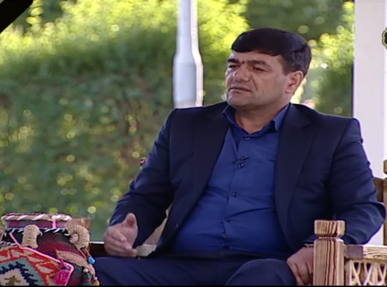 آیتالله رییسی با اخلاص و در راه خدمت به مردم شهید
شد