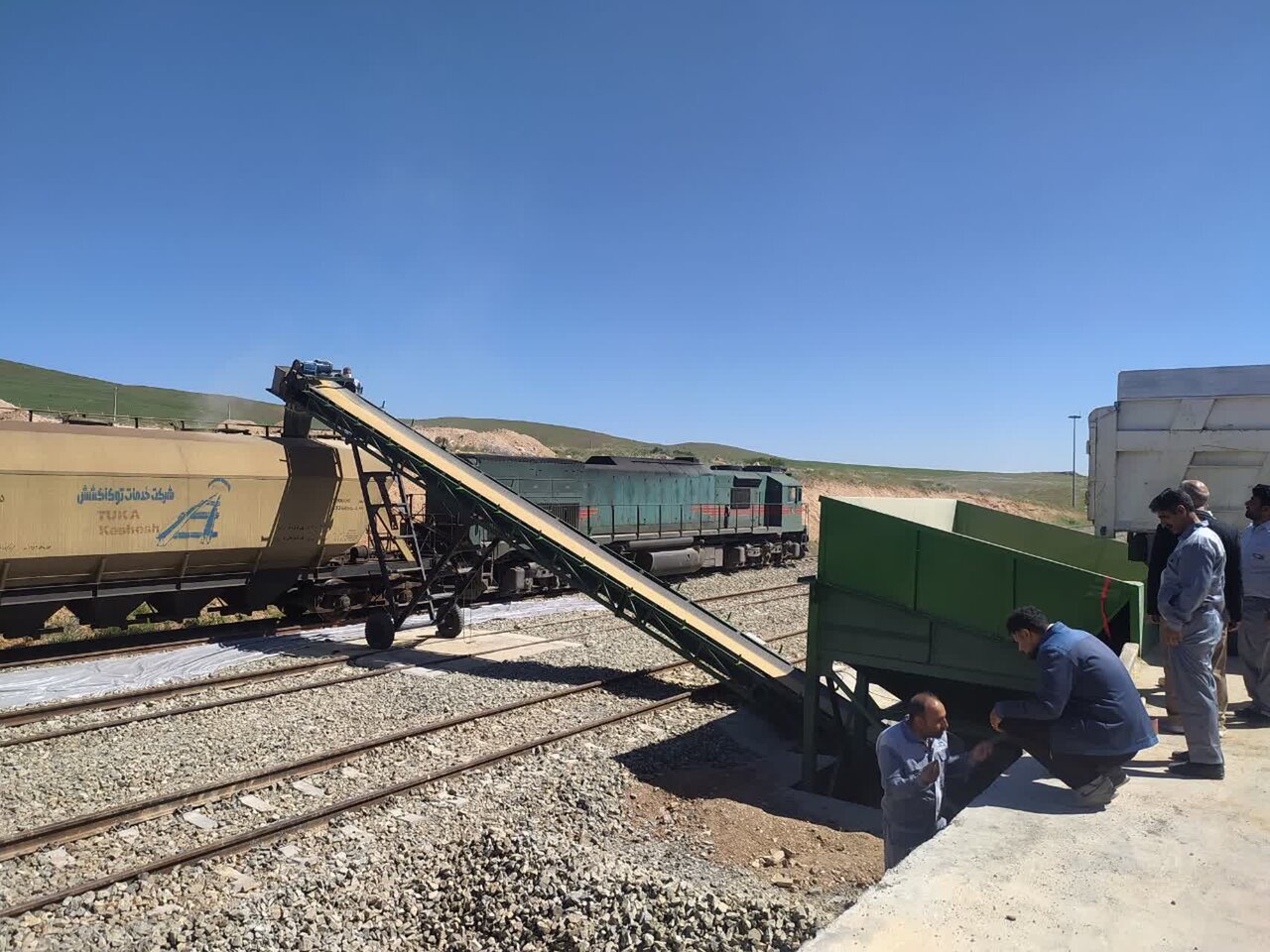 آیین افتتاح حمل بار ایستگاه راه آهن سنندج