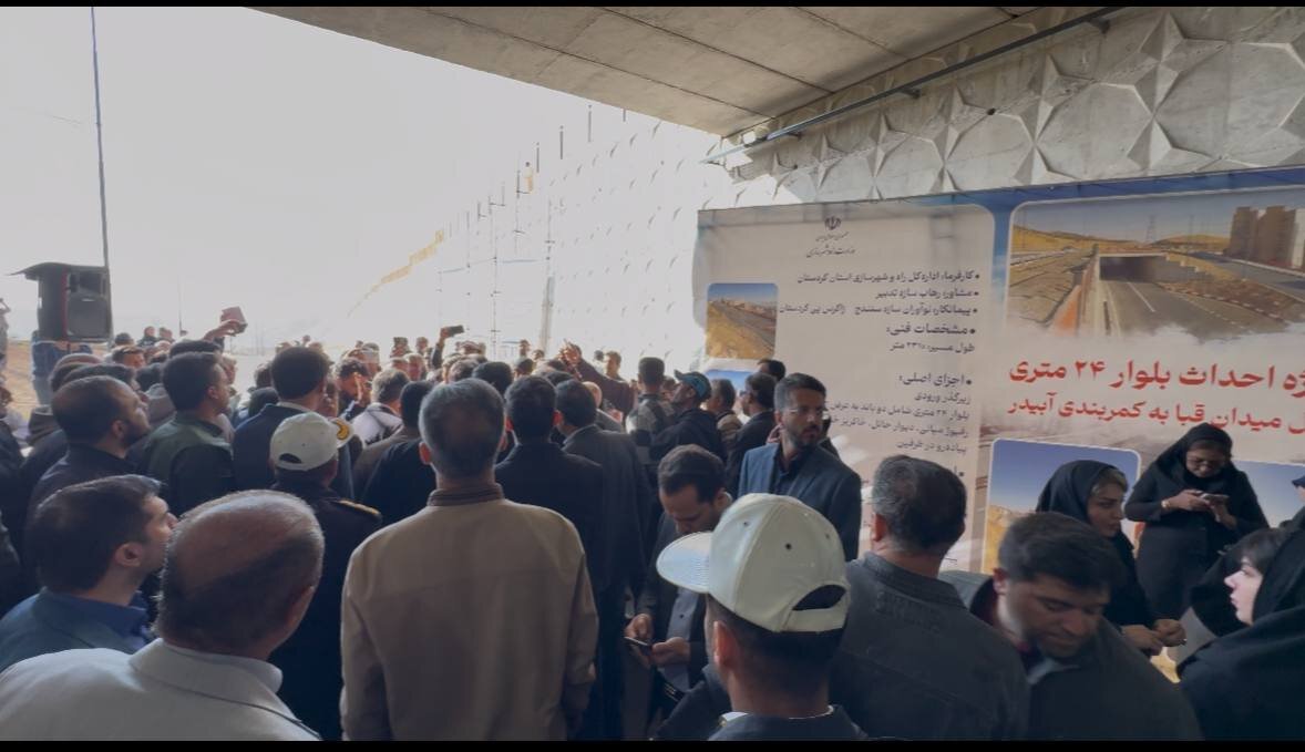 آیین افتتاح ۲۵ کیلومتر از کریدور شمال‌غرب با حضور وزیر راه و شهرسازی