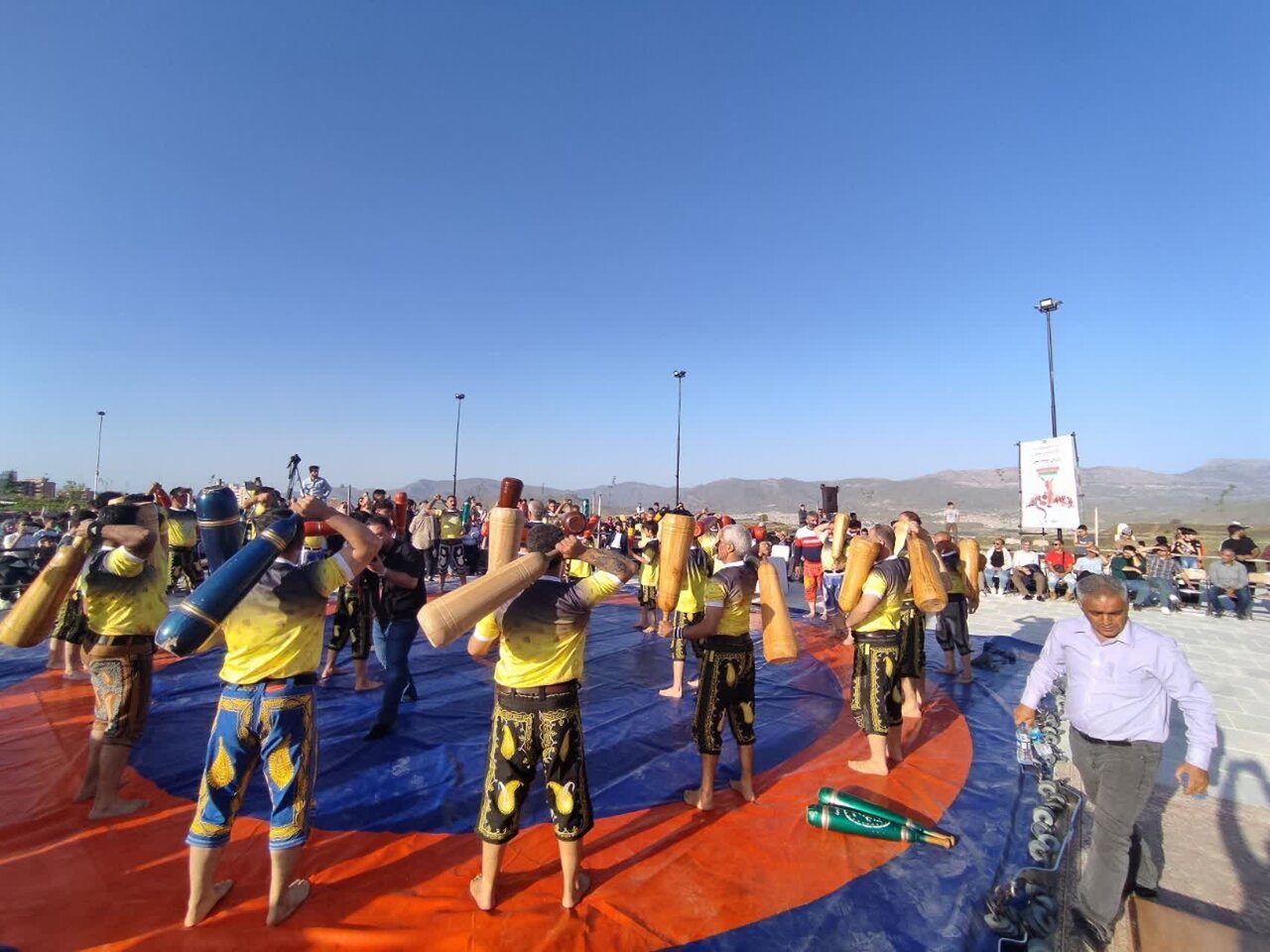 آیین بزرگداشت هفته ترویج فرهنگ و منش پهلوانی در سنندج برگزارشد