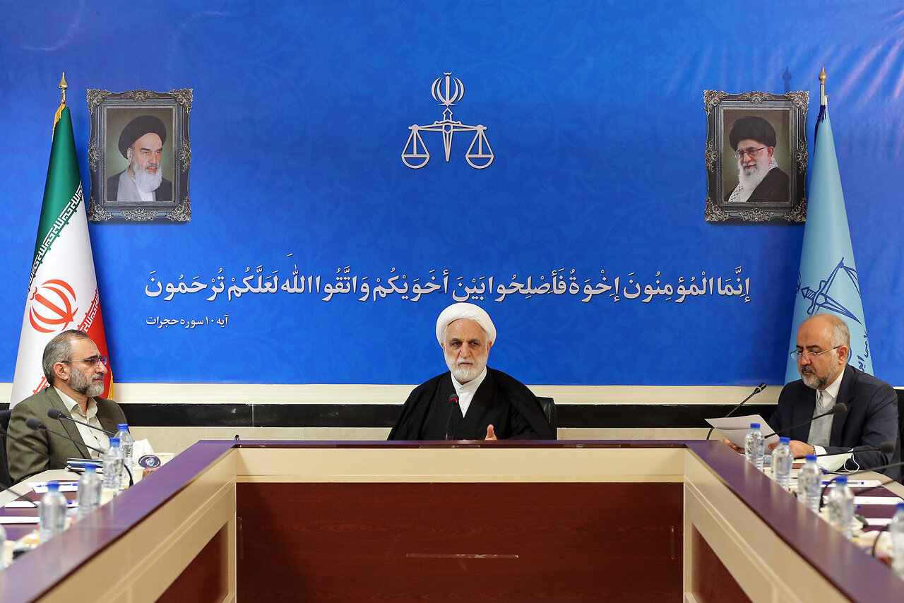 آیین مصالحه و گذشت اولیای دم از قصاص قاتل برگزار شد