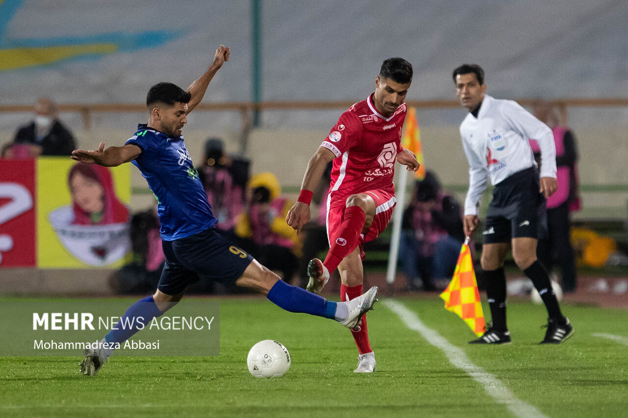 ابهام در مورد بدهی مالیاتی سرخابی‌ها/ حساب دو تیم خالی می‌شود؟