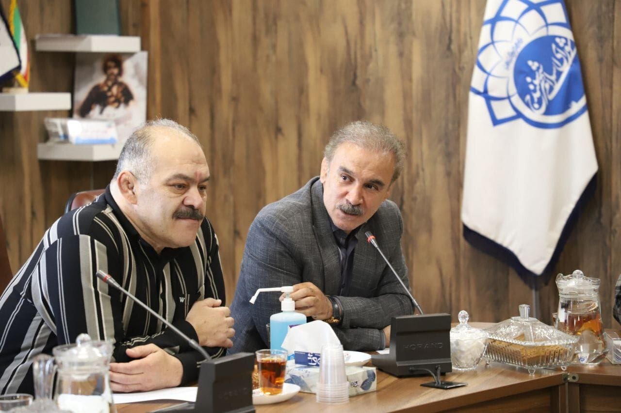 اتاق فکر ورزش در شورا و شهرداری تشکیل شود