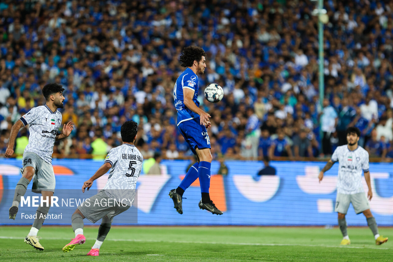 اتفاقات هفته آخر لیگ راجذاب می‌کند/معلوم نیست پرسپولیس
قهرمان شود