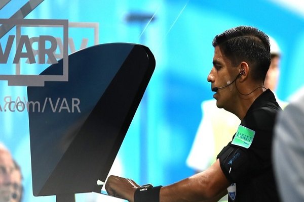 اتفاقی تاریخی در اولین روز فوتبال/گل پس از دو ساعت مردوداعلام شد