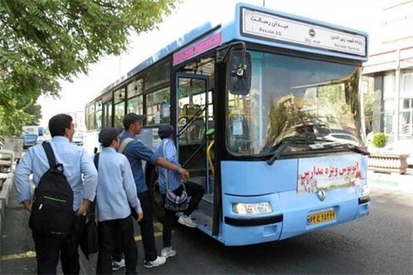 اتوبوس و مترو برای دانشجویان و دانشآموزان در تهران رایگان
است