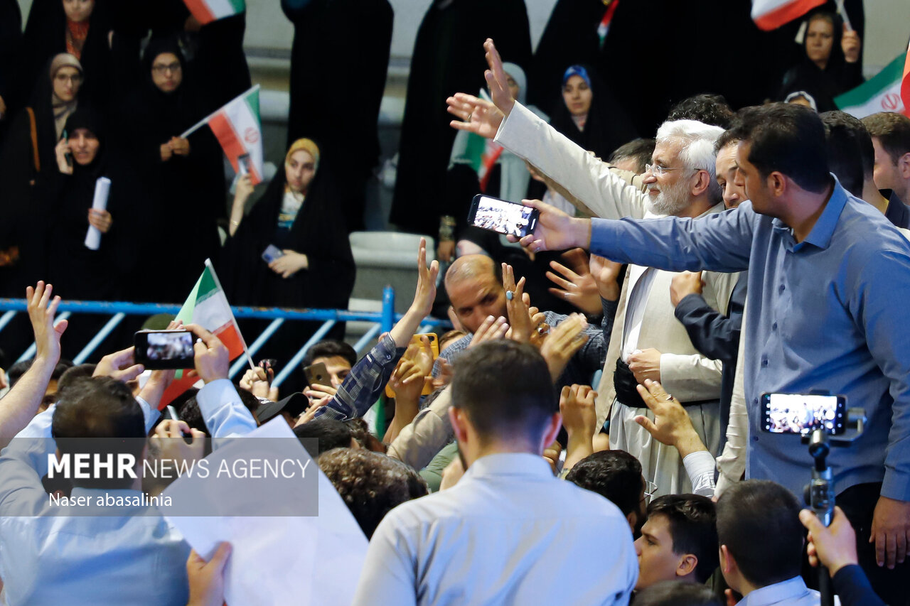 اجتماع حامیان جلیلی در سنندج