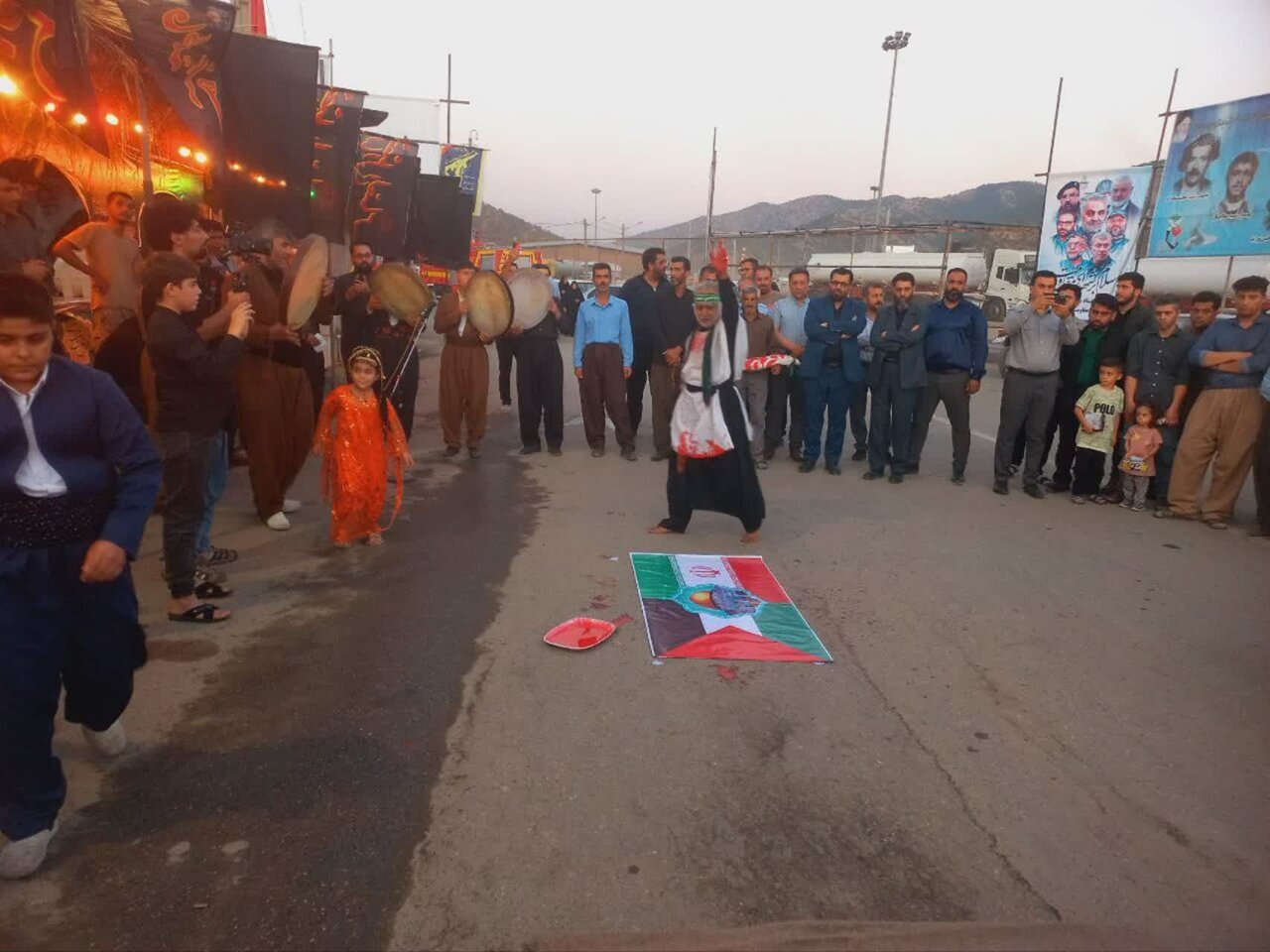 اجرای نمایش تئاتر خیابانی در موکب فرهنگ و هنر مرز
باشماق