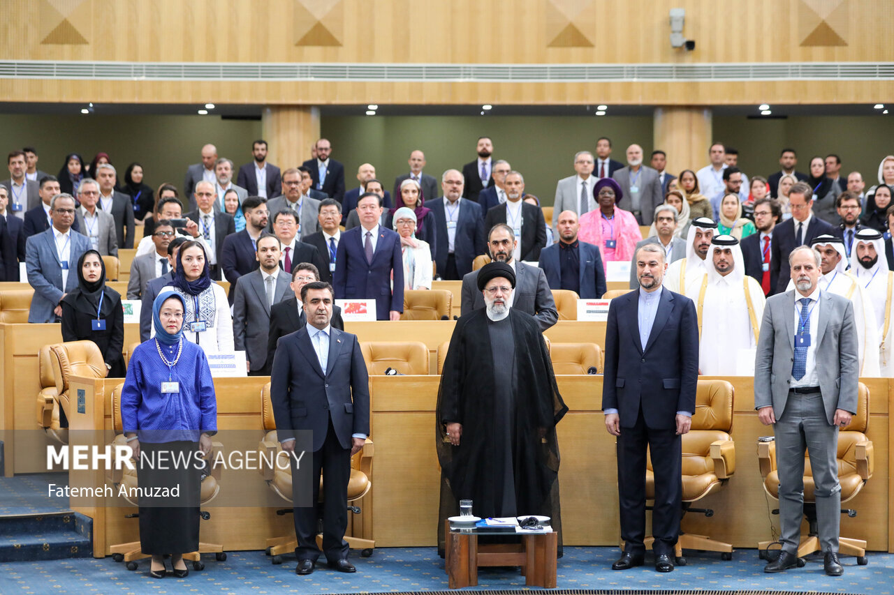 اجلاس بینالمللی مقابله با توفانهای گرد و غبار و ماسه ای آغاز شد