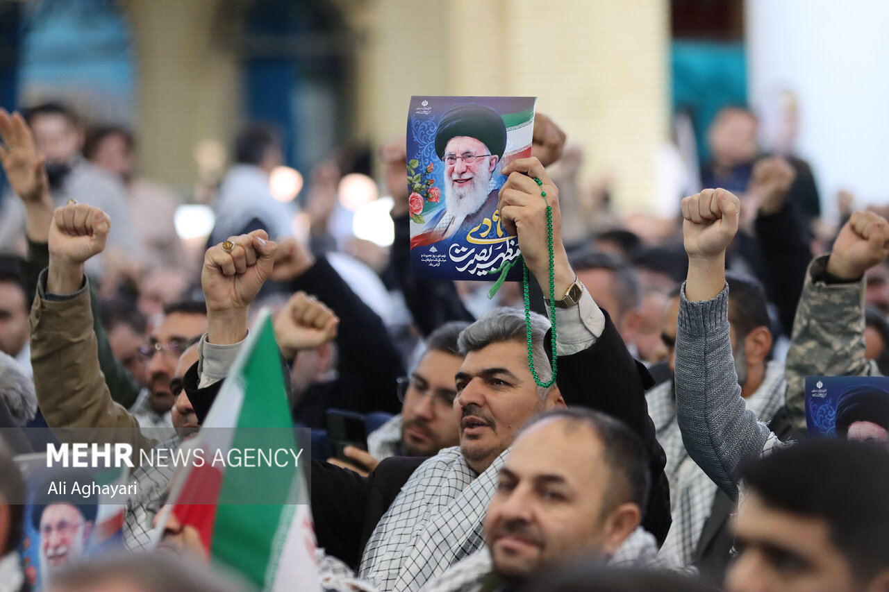 اجلاسیه بزرگداشت ۳۱۰۰ شهید شهرستان ارومیه