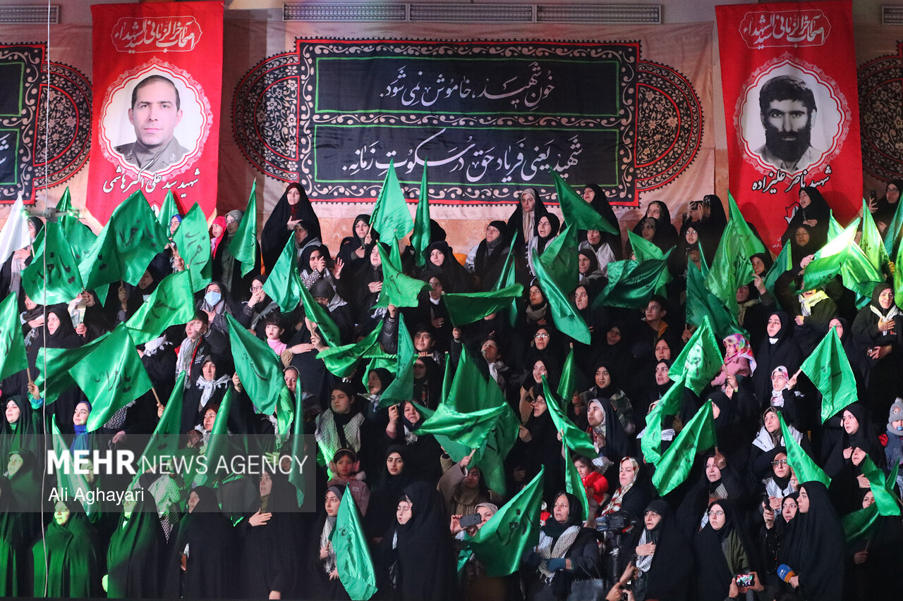 اجلاسیه زنان و کودکان شهیده در ارومیه برگزار شد