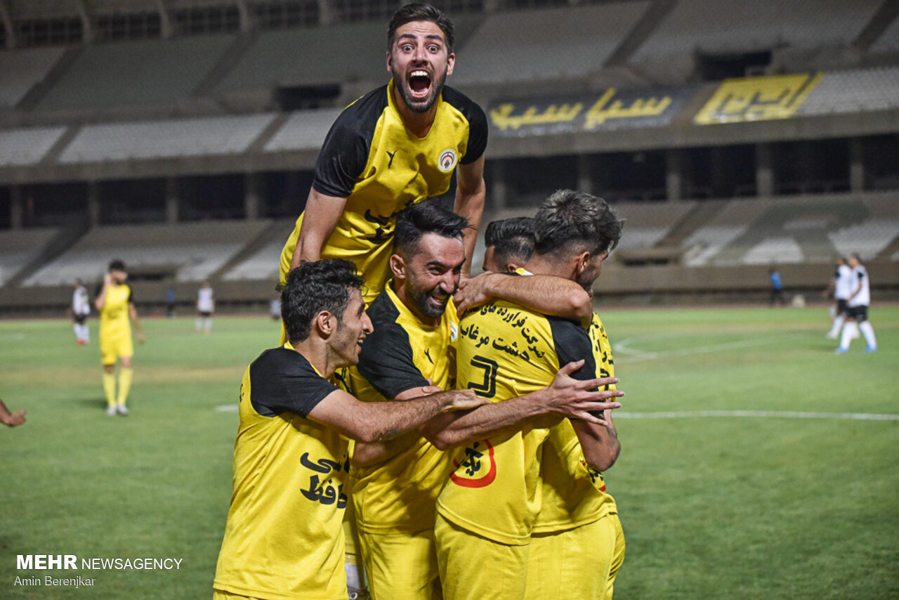 احتمال میزبانی استان های دیگر از بازی های تیم فجر