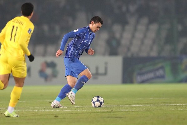 احتمال نیمکت نشینی آشورماتوف در بازی با فولاد قوت گرفت