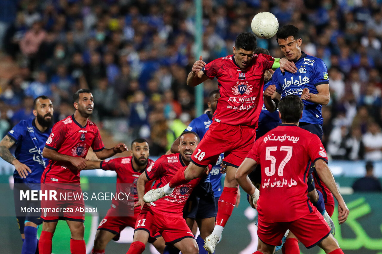 احتمالات انتخاب سرمربی جدید استقلال/ یک گزینه خارجی روی نیمکت آبی