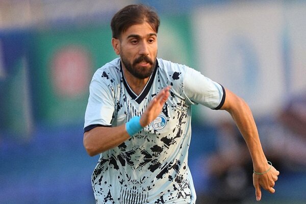 احمدی: امیدوارم لیاقت پوشیدن پیراهن تیم ملی را همیشه داشته باشم