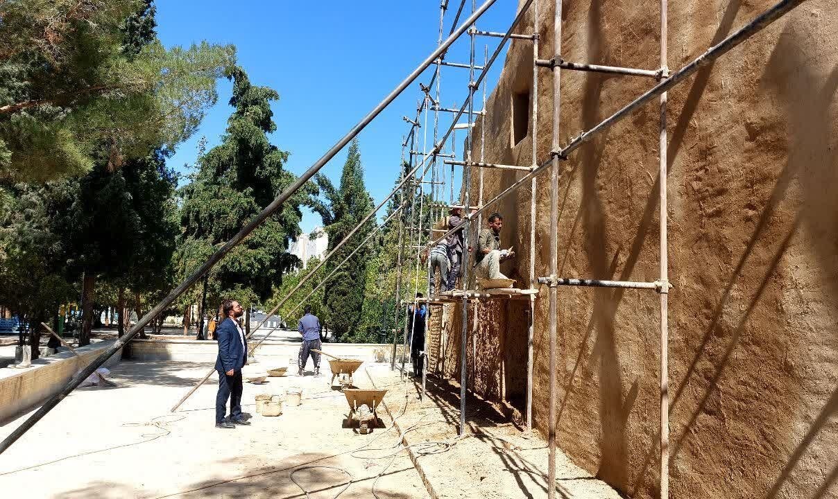 احیای بناهای تاریخی نفس شهر را باز میکند