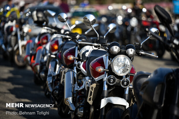 اختصاص محل توقف به موتورسیکلت‌ها در معابر پر ترددشهر