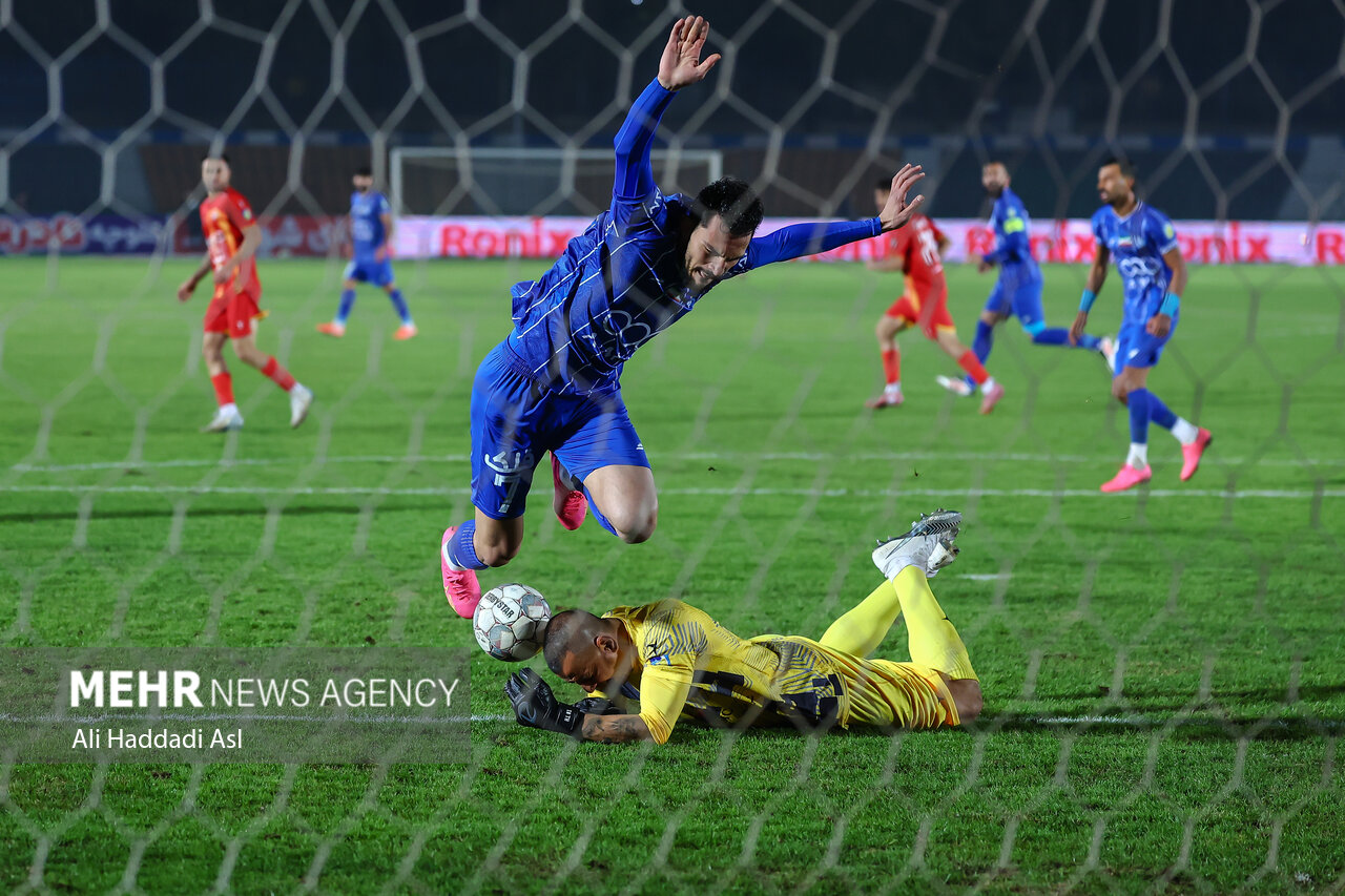 اخراج سرمربی خبرساز و پایان ناکامی سیرجانی‌ها/ مدعیان در تعقیب یکدیگر