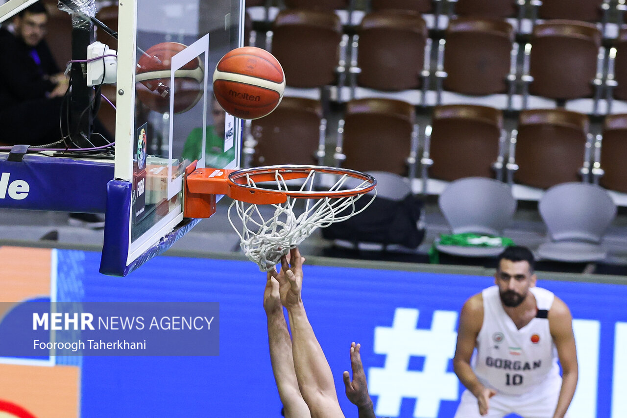 ادامه ناکامی های نفت با شکست خانگی/ ذوب آهن صدرنشین ماند