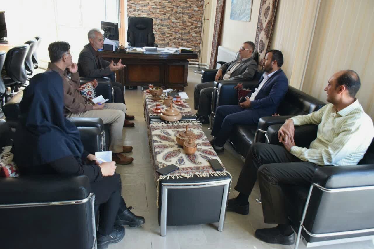 ارائه آموزشهای تخصصی صنایعدستی به زندانیان
کردستانی