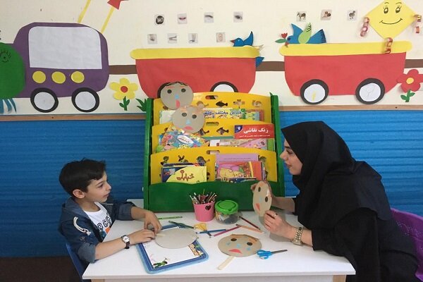 ارائه خدمات روانشاختی حوزه کودک در مرکز مشاوره پلیس استان مرکزی