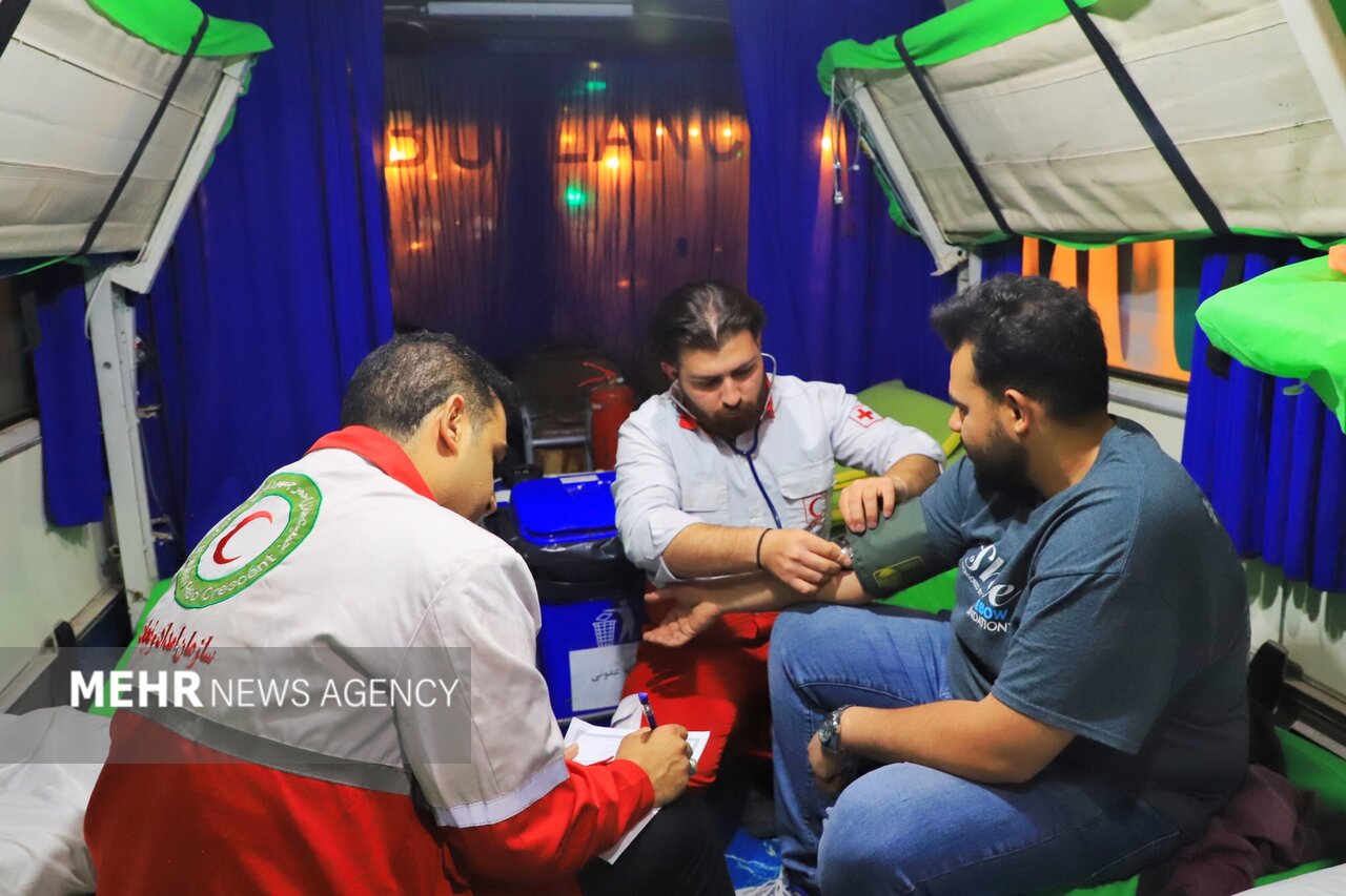 ارائه ۳۹۰ خدمت امدادی در مراسم ارتحال امام (ره)