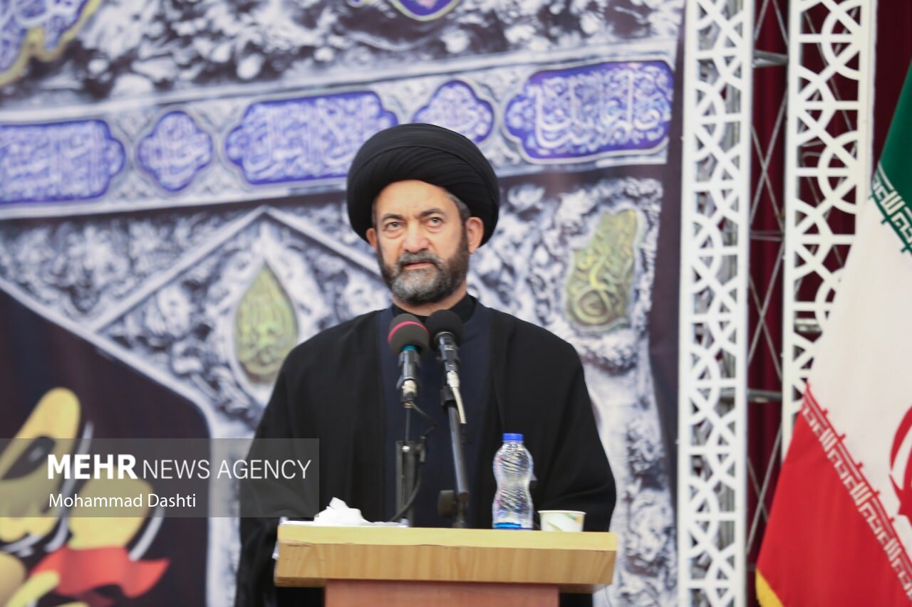 اربابان قدرت دست از سر آموزش و پرورش بردارند