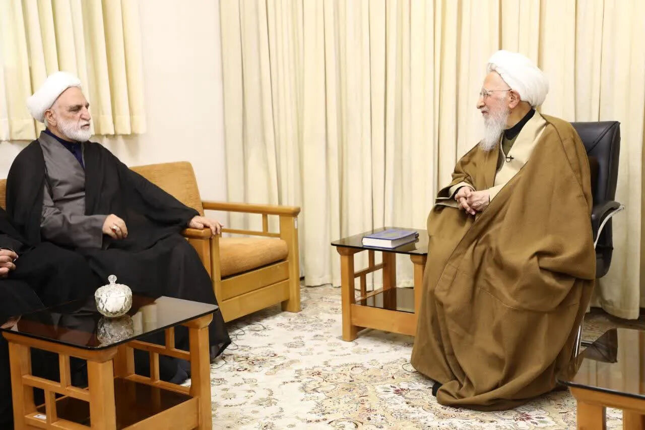 اربعین پیام «خاموش‌نشدنی» کربلا را زنده نگه داشته است