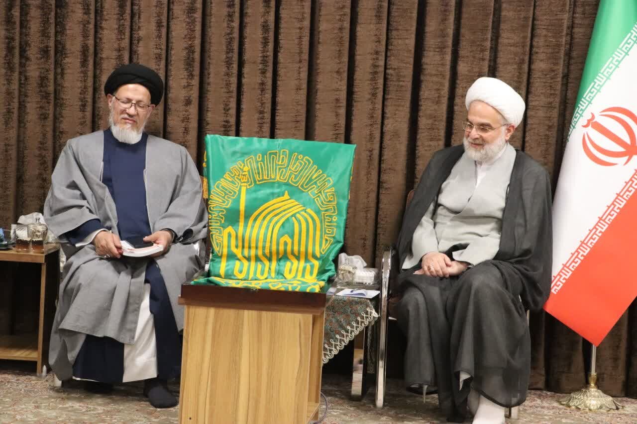 ارتباط فرهنگی بین شرق و غرب با محوریت سنندج و مشهد برقرارشود