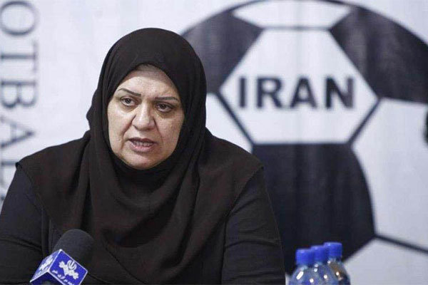 از توسعه فوتبال زنان کتاب مینویسم/ماجرای تماس بلاتر با احمدینژاد