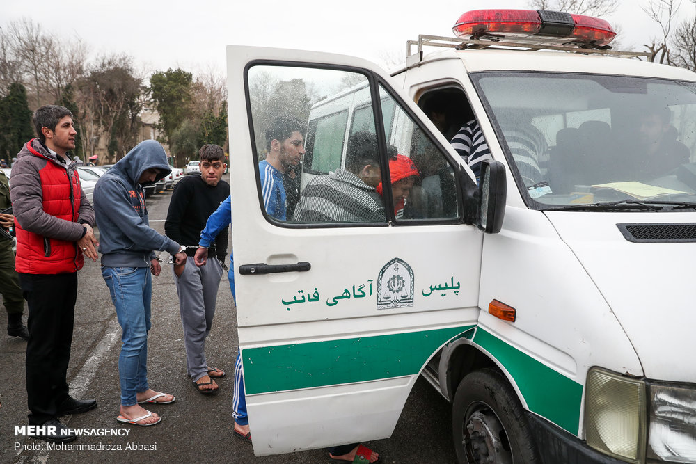 از دستگیری سارقان مامورنما تا فروش داروهای غیر مجاز در اینستاگرام